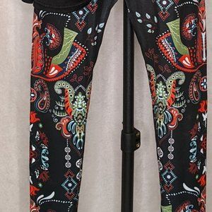 EUC High waisted Yoga leggings with Bohemian Print